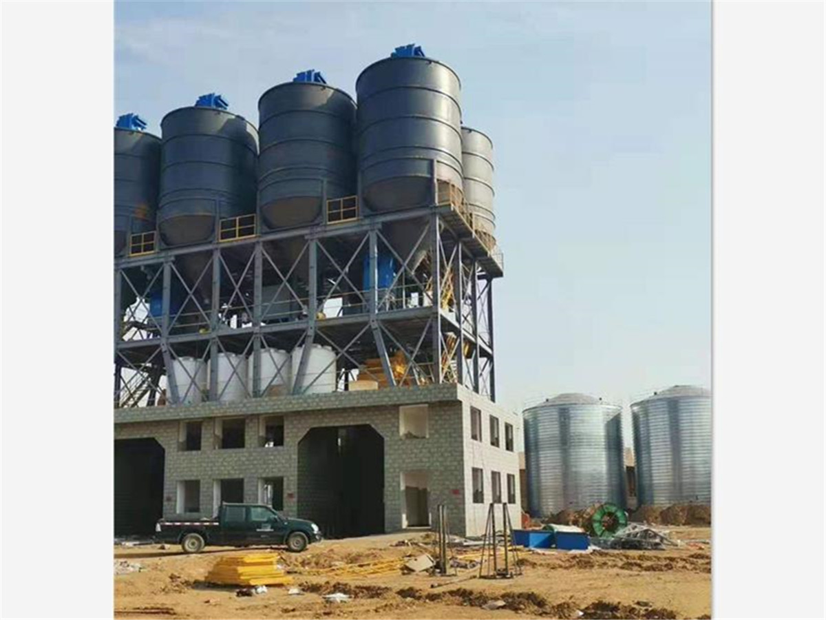 現(xiàn)場制作200T/300T/500T水泥倉
